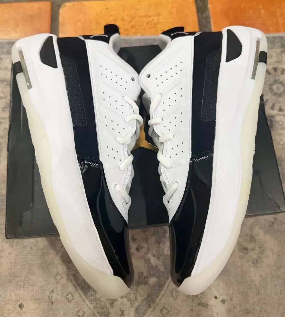 Jordan Max Aura 7 Men's Shoes White/Black/Summit White
